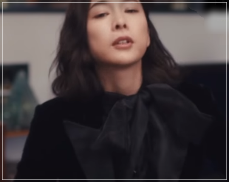 QUEEN[3話]竹内結子のモテるファッション！ブシュロンにネックレスも4