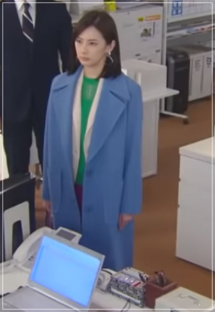 家売るオンナの逆襲[10話]北川景子の衣装！バッグやコートにマフラー6