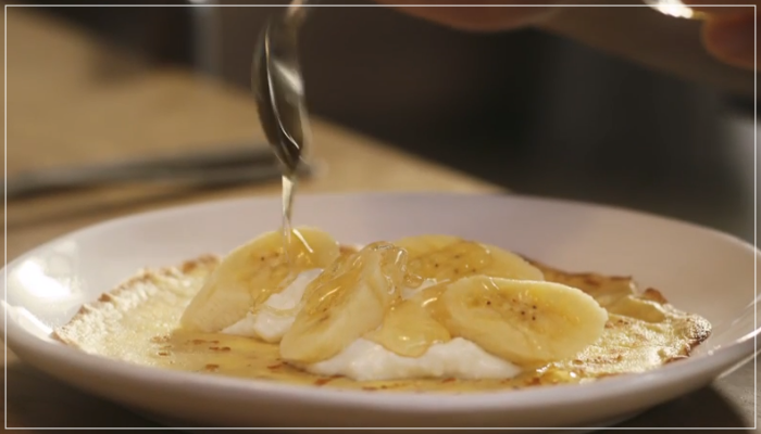バナナとヨーグルトとはちみつのクレープ21