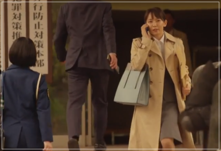 時効警察2019復活スペシャルの衣装！麻生久美子･吉岡里帆の服やバッグ