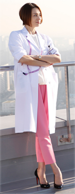 ドクターX(2019)米倉涼子の衣装！ワンピースにバッグや靴！Tシャツも 